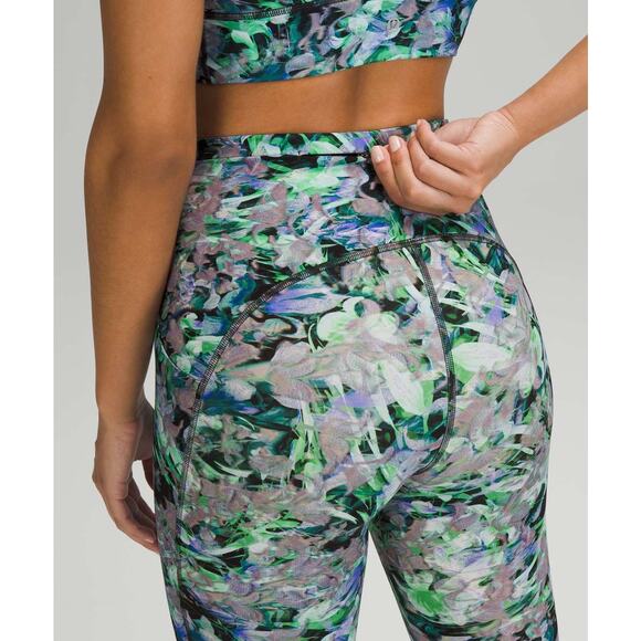 LULULEMON Swift Speed High-Rise Tight 28" Size 6 Rapid Flourish Multi - Picture 3 of 7